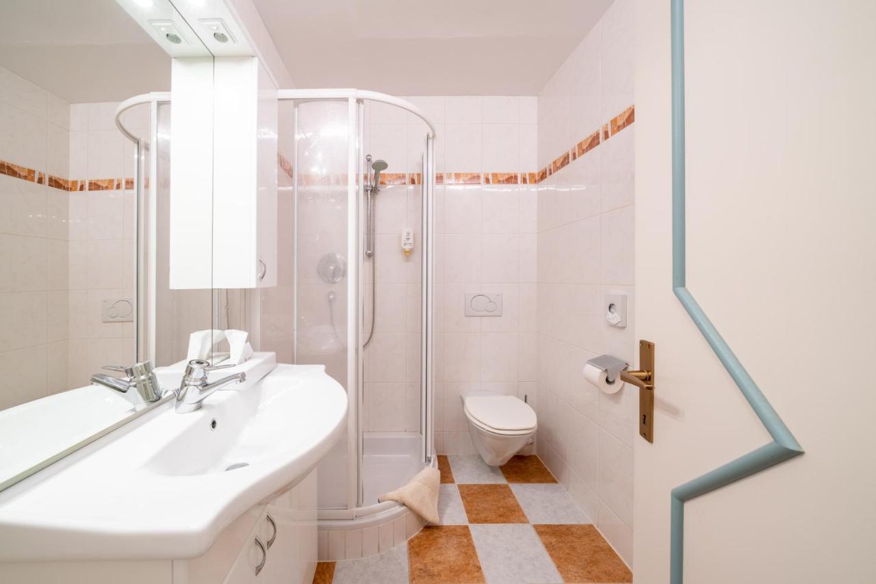 מילסטאט Hotel Alexanderhof מראה חיצוני תמונה